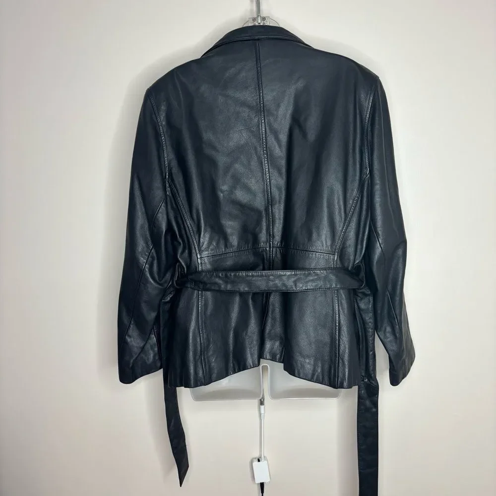 Wilsons 100% Leather Women's Black Belted Jacket size large zip in liner 90s